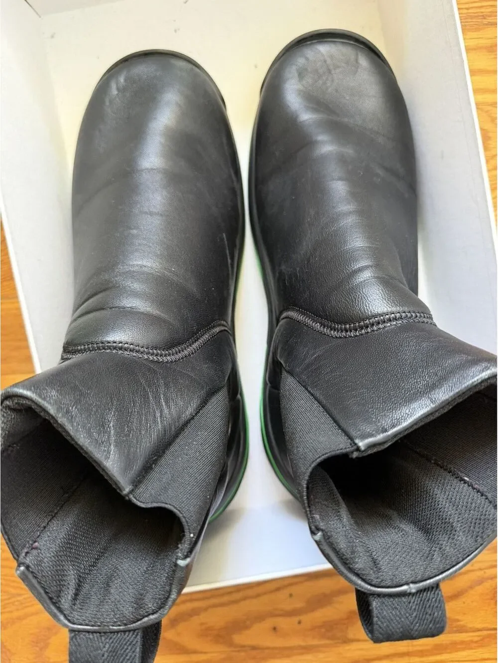 Bottega Veneta Flash Chelsea Boots - Black / Grass Green